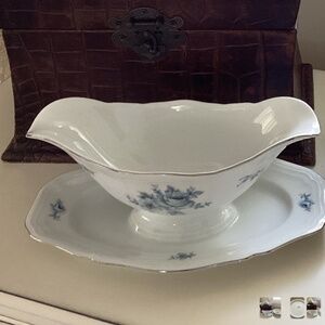 Johann Haviland “Rosamonde” Gravy Boat with Underplate